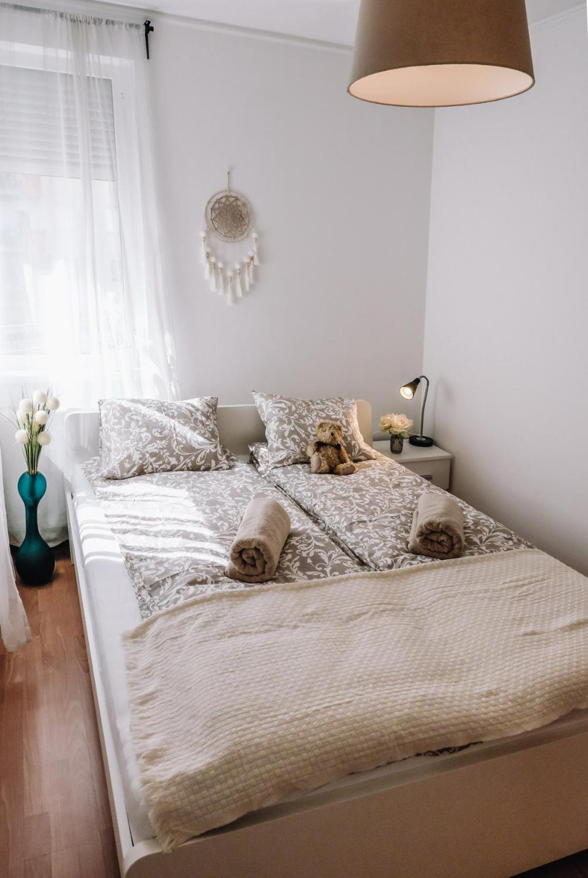 Апартаменти Cosy Zuglo Next To Puskas Arena